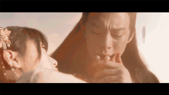 她越哭他撞得越凶：情感虐心戏💔